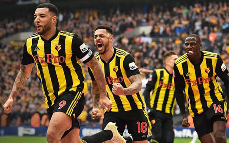 Điều thần kỳ gì đã giúp câu lạc bộ bóng đá Watford ở lại giải Hạng Anh 2021/2022